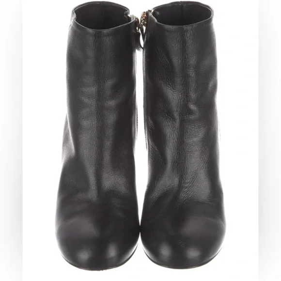 Chanel black leather faux pearls ankle boots - Picture 2 of 14